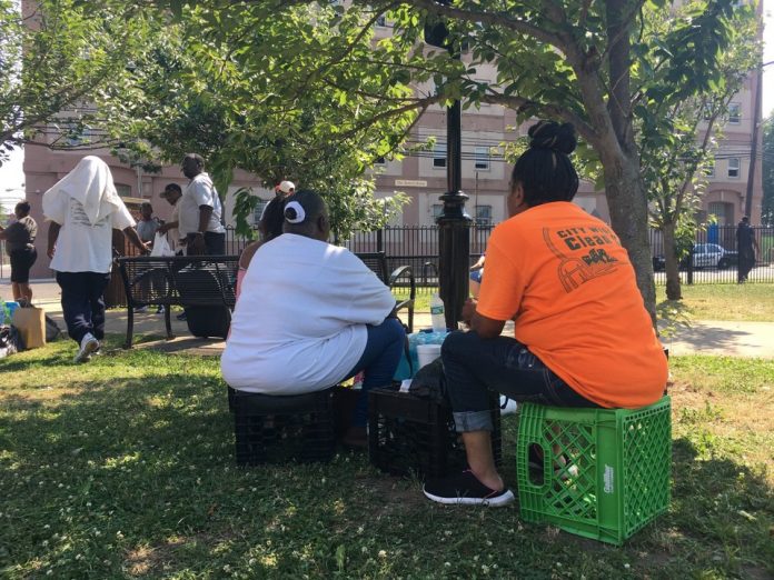 Homeless shelter that closed in sweltering heat reopens (for now)
