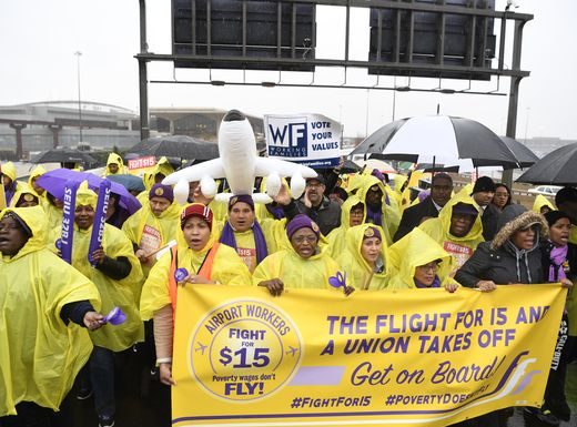 Newark Airport Workers Rally for Higher Wages