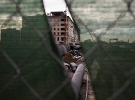 Will Amazon pick underdog Newark for its HQ2? Experts worry the city cannot afford to win.