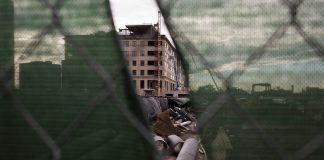 Will Amazon pick underdog Newark for its HQ2? Experts worry the city cannot afford to win.