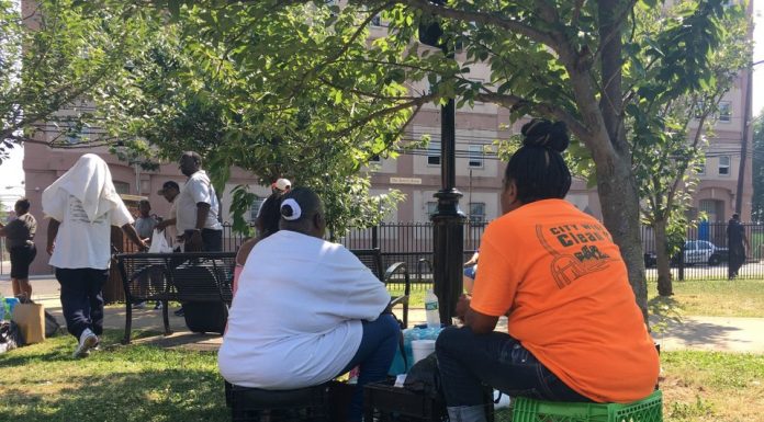 Homeless shelter that closed in sweltering heat reopens (for now)